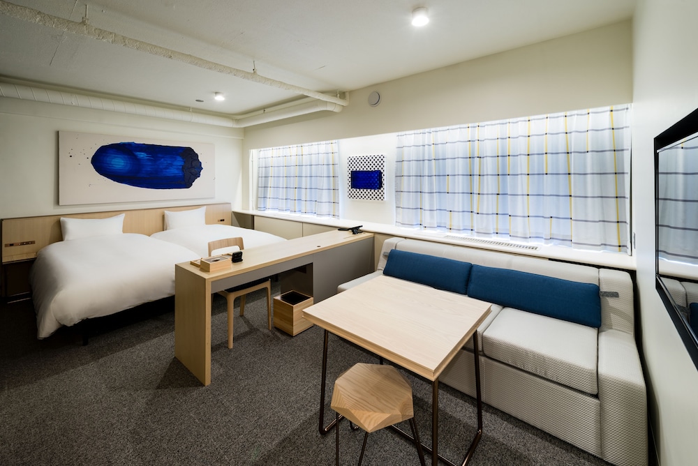 hotel anteroom kyoto