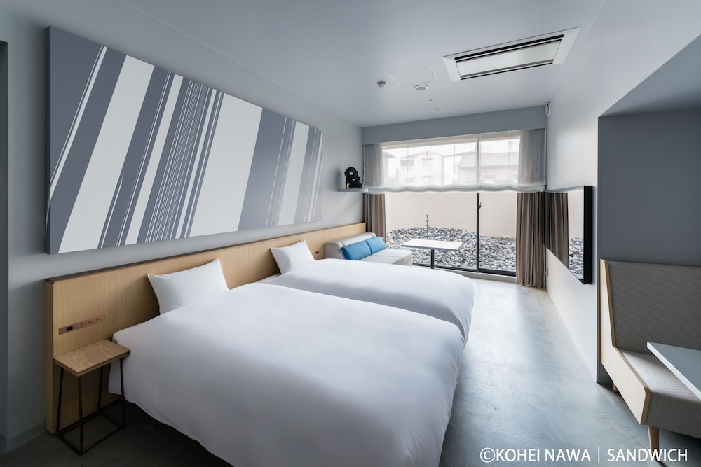 hotel anteroom kyoto