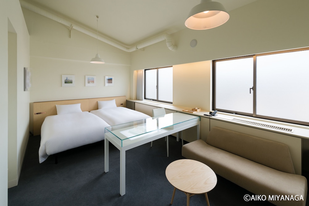 hotel anteroom kyoto