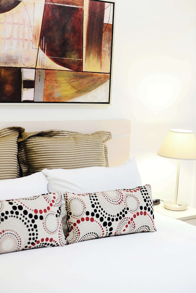 oaks moranbah suites