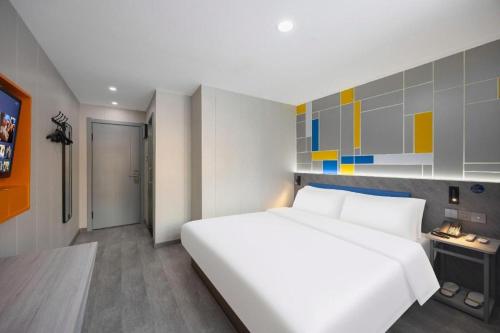7 days inn shenyang gugong middle street pedestrian street