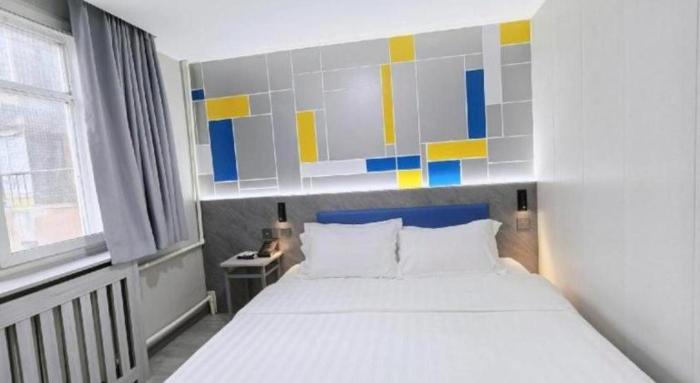 7 days inn shenyang gugong middle street pedestrian street