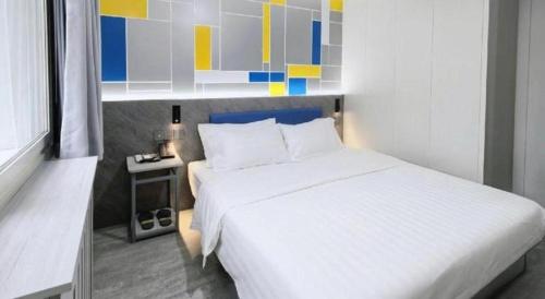 7 days inn shenyang gugong middle street pedestrian street