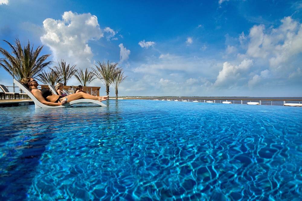 silver slipper casino and hotel adults only