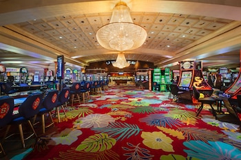 silver slipper casino and hotel adults only