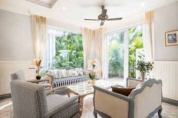 Luxury 4Bhk Pool Getaway In North Goa Villa Kaia,,2 star