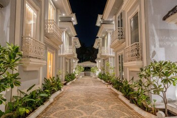 luxury 4bhk pool getaway in north goa villa kaia