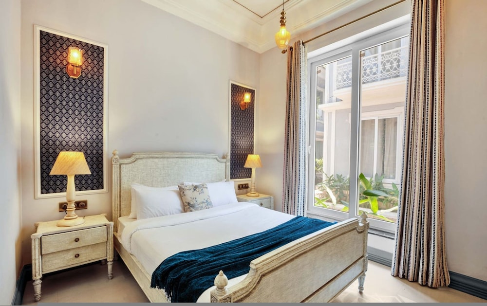 luxury 4bhk pool getaway in north goa villa kaia