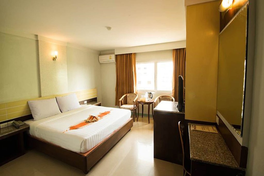 satit grand view hotel