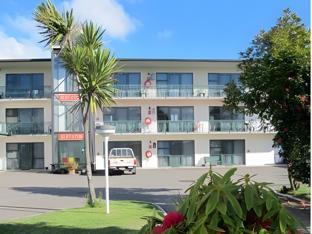 gateway international motel