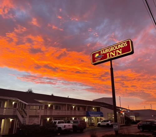 fairground inn