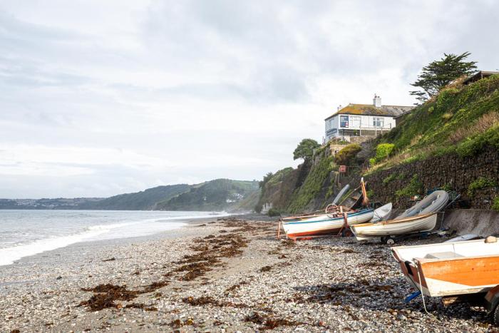 the inn on the shore