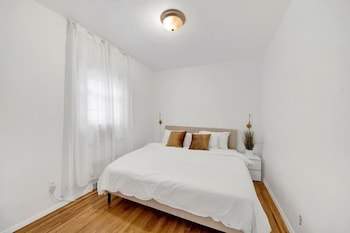 Spacious 3Br Luxe Escape Near Nyc,45 Hildreth Pl,2 star