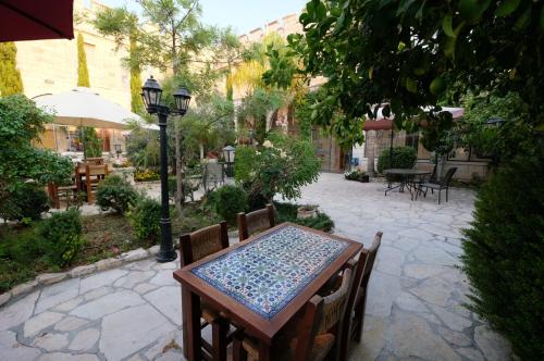 st georges cathedral pilgrim guesthouse jerusalem