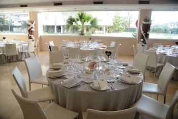 mediterraneo sitges hotel and apartments