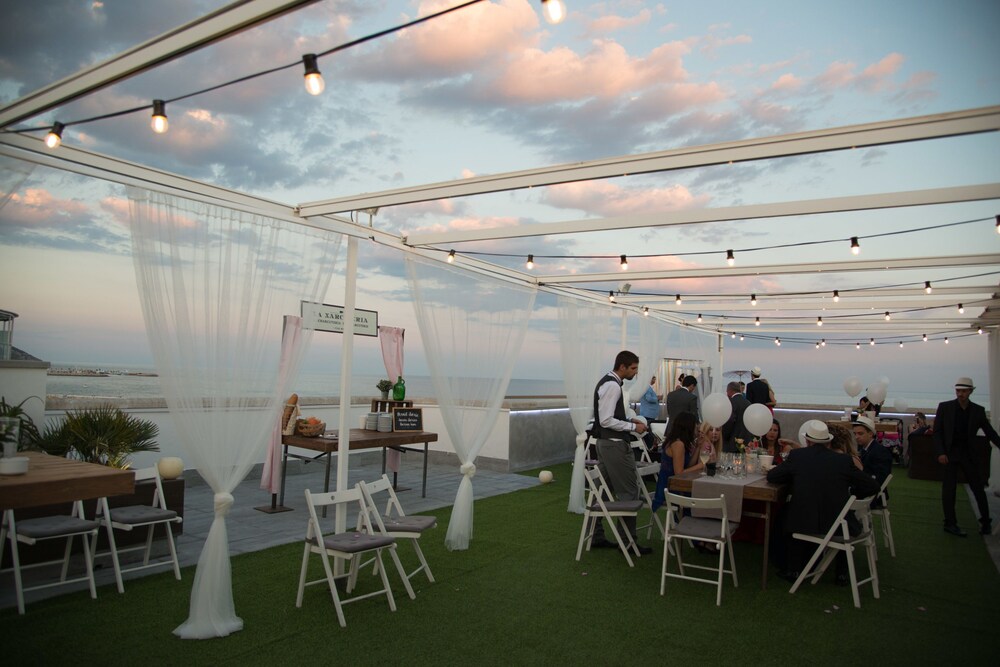 mediterraneo sitges hotel and apartments