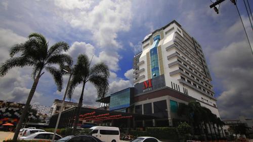 m hotel danok