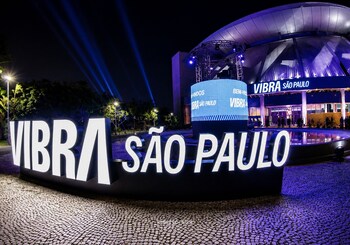 ad330 1002