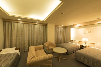 sky hotel namerikawa