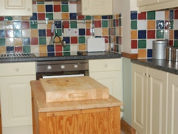 Falcons Nest,Cambridge>>Bluntisham,3 star