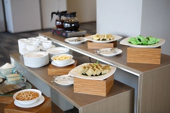 amaris hotel la codefin kemang