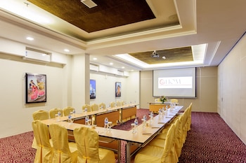 hom hotel kudus by horison group