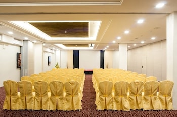 hom hotel kudus by horison group