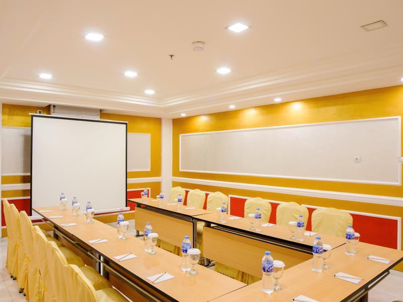 hom hotel kudus by horison group