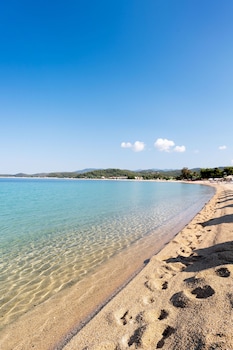 akti toroni boutique hotel