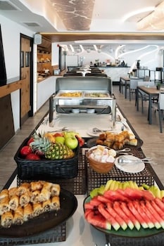 akti toroni boutique hotel