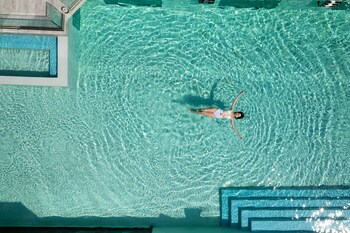 akti toroni boutique hotel