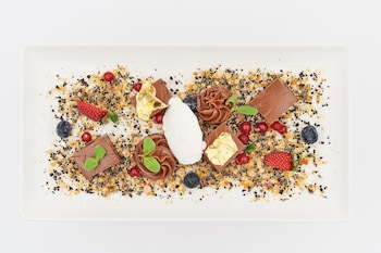 akti toroni boutique hotel