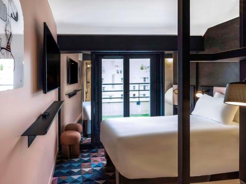 tribe paris batignolles