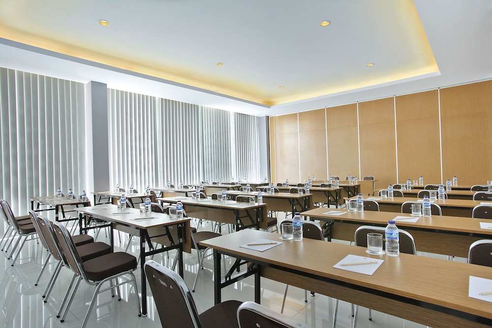 amaris hotel embong malang surabaya