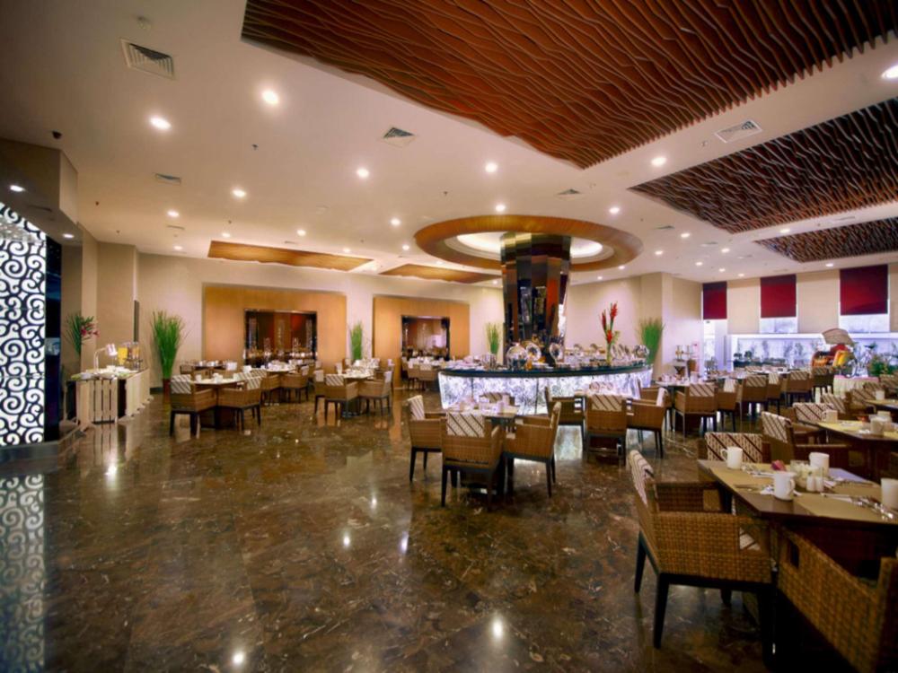 atria hotel malang