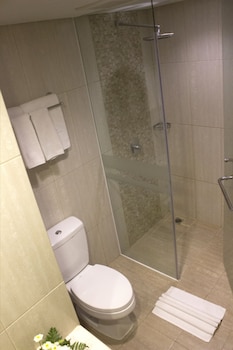 atria hotel malang