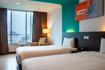 kings hotel nagoya batam