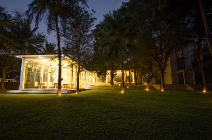 thotupola lakeside resort