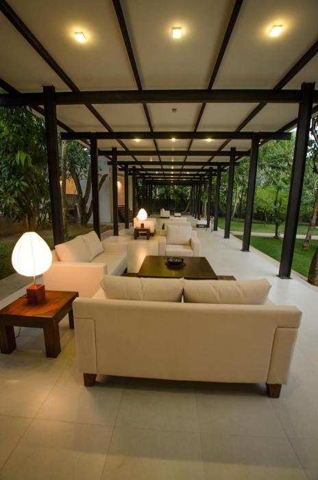 thotupola lakeside resort