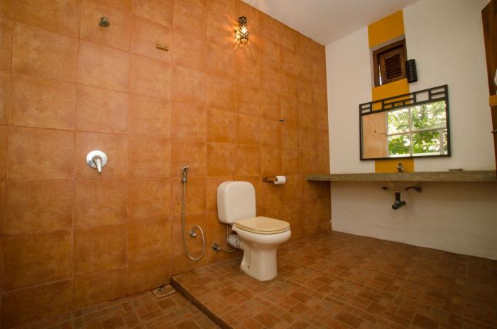 thotupola lakeside resort