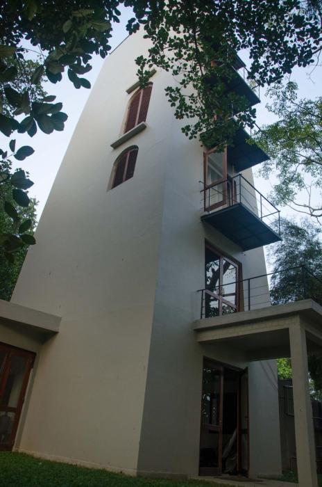 thotupola lakeside resort