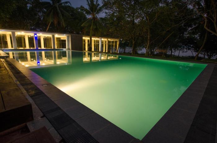 thotupola lakeside resort