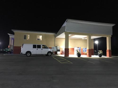 lotus inn and suites