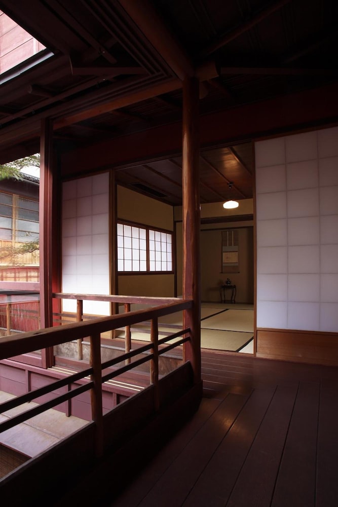 machiya kanazawa kikunoya