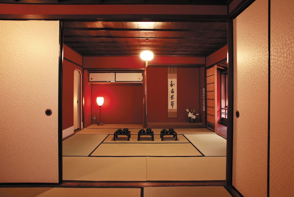 machiya kanazawa kikunoya