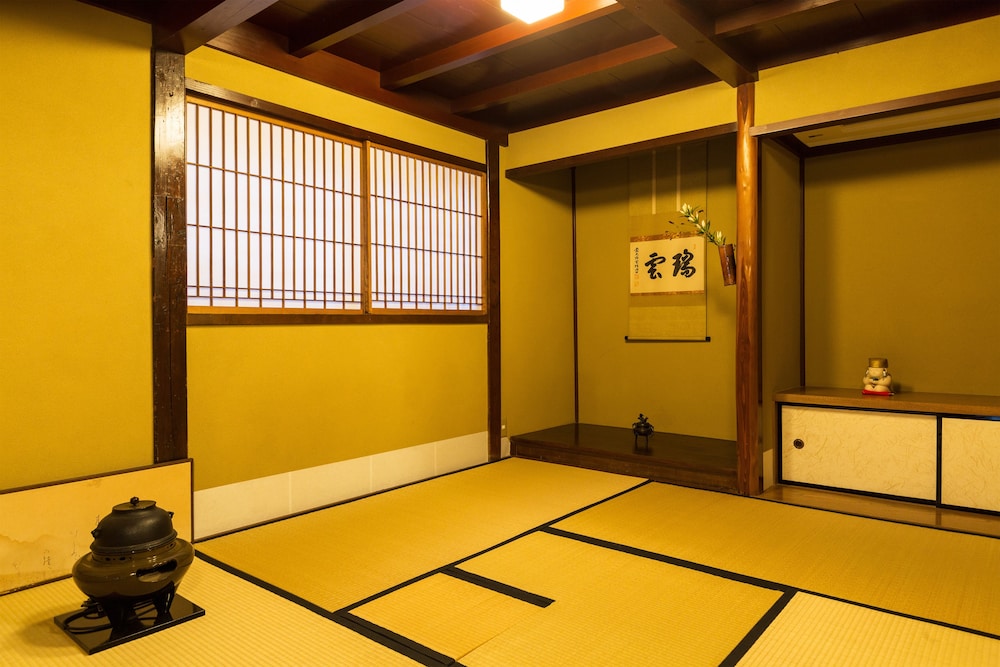 machiya kanazawa kikunoya