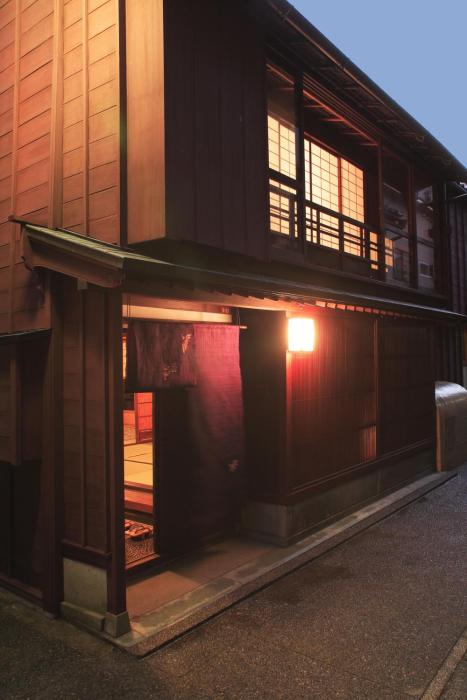 machiya kanazawa kikunoya