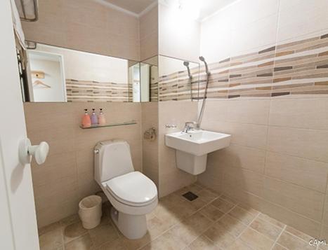 Hotel Qb Dongdaemun Gallery,Dongmyo Shrine>>Seoul,3 star