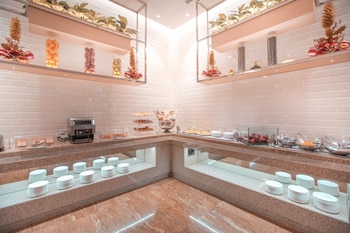 holiday inn express manila newport city an ihg hotel