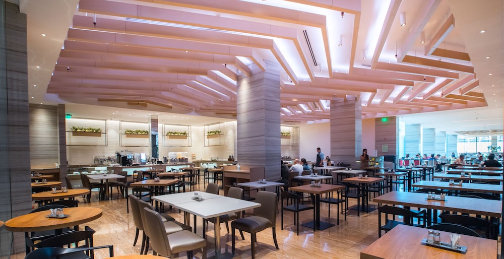 holiday inn express manila newport city an ihg hotel